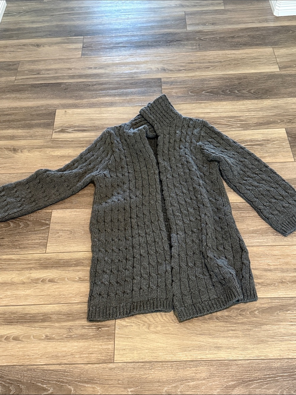The Territory Ahead Women's Cable Knit Open Cardigan - Charcoal Gray